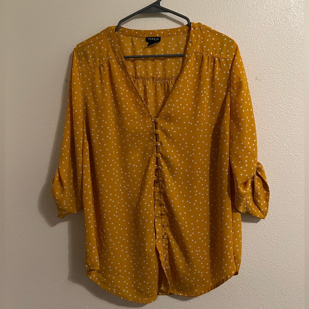 Yellow Polkadot ButtonUp Torrid
